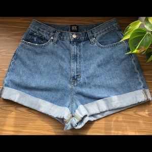 BDG Urban Outfitters Mom Hi-Rise Short